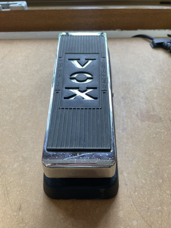 WAH WAH VOX 847-A de segunda mano · Foto 1 de 5 · Alicante · 60 €
