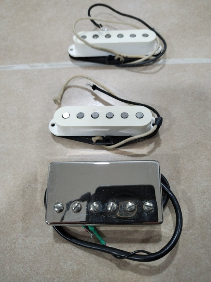 Shur ssv y v60 LP pickups