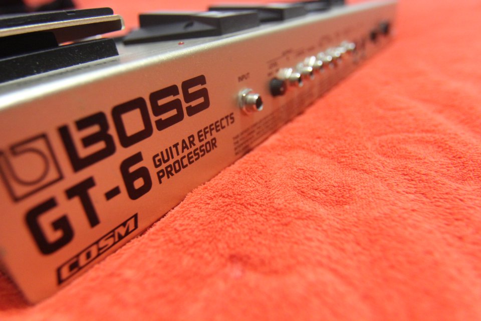 BOSS GT-6 + Bolsa ROCKBAG