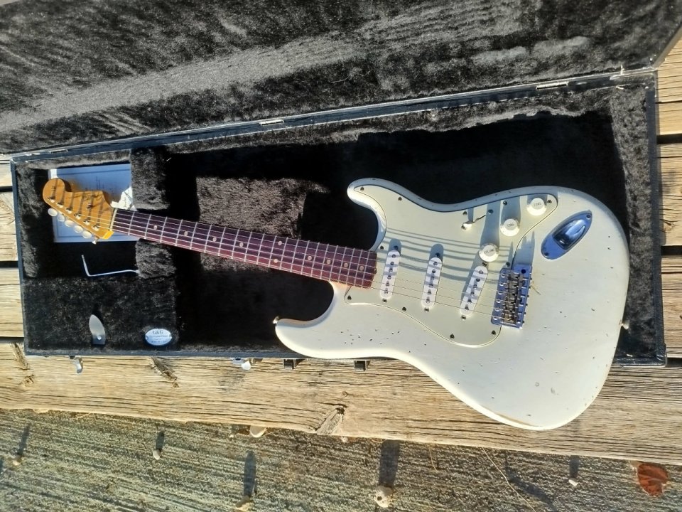 Fender Stratocaster Custom Shop John Cruz (Cunetto/Pre-Masterbuilt) de segunda mano · Foto 1 de 10 · Albacete · 4500 €