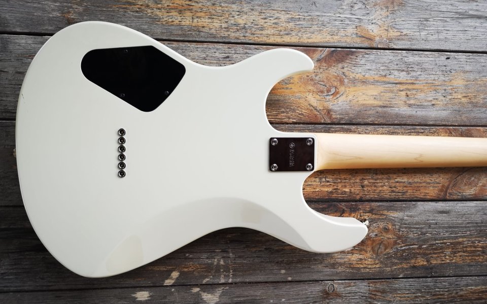 Yamaha Pacifica 311H Vintage White de segunda mano · Foto 4 de 8 · Huelva · 250 €
