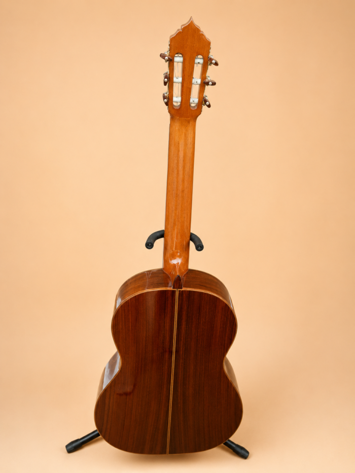 Guitarra flamenca Francisco Vico de segunda mano · Foto 5 de 8 · Málaga · 2100 €