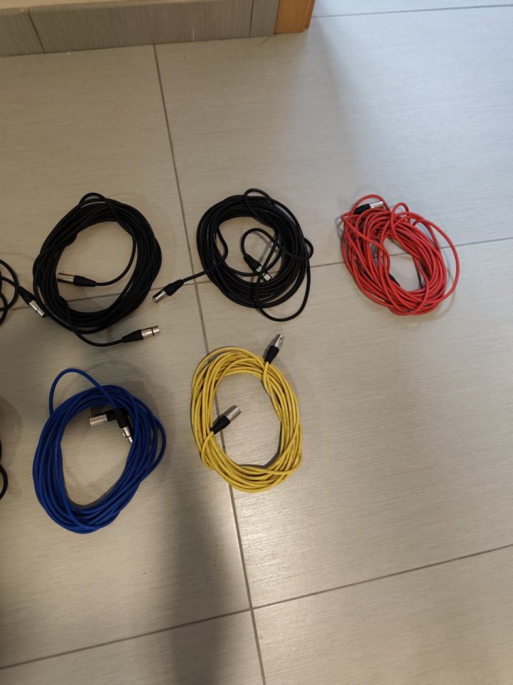 Lote de cables XLR de segunda mano · Foto 4 de 4 · Sevilla · 80 €