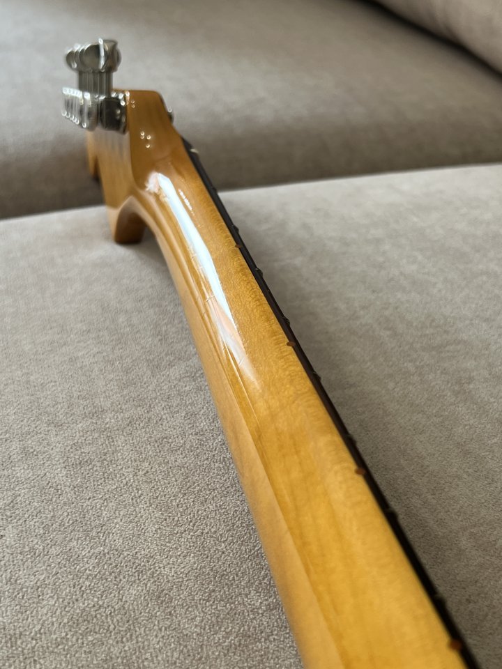 Mástil Fender Stratocaster AV II '61 de segunda mano · Foto 9 de 10 · Zamora · 600 €