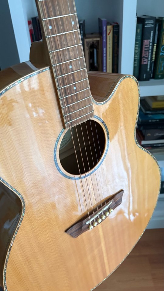 Washburn WJ-45SCE Natural de segunda mano · Foto 6 de 8 · Madrid · 250 €