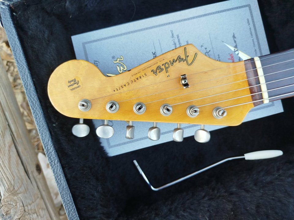 Fender Stratocaster Custom Shop John Cruz (Cunetto/Pre-Masterbuilt) de segunda mano · Foto 5 de 10 · Albacete · 4500 €