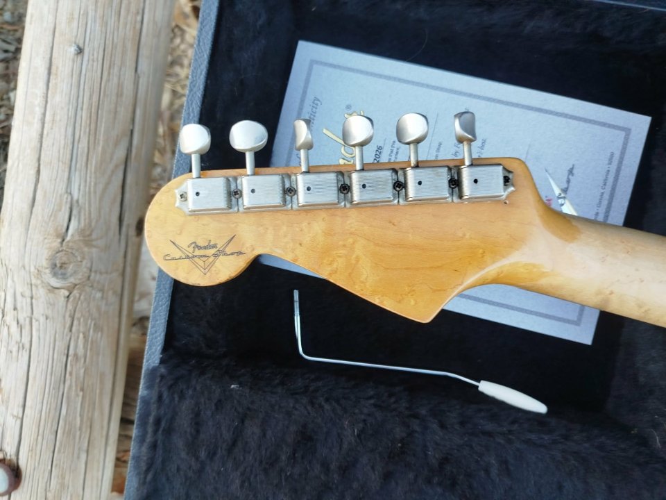 Fender Stratocaster Custom Shop John Cruz (Cunetto/Pre-Masterbuilt) de segunda mano · Foto 6 de 10 · Albacete · 4500 €