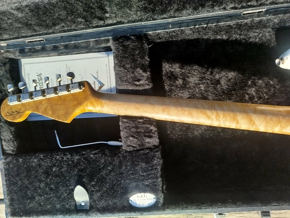 Fender Stratocaster Custom Shop John Cruz (Cunetto/Pre-Masterbuilt) de segunda mano · Foto 7 de 10 · Albacete · 4500 €