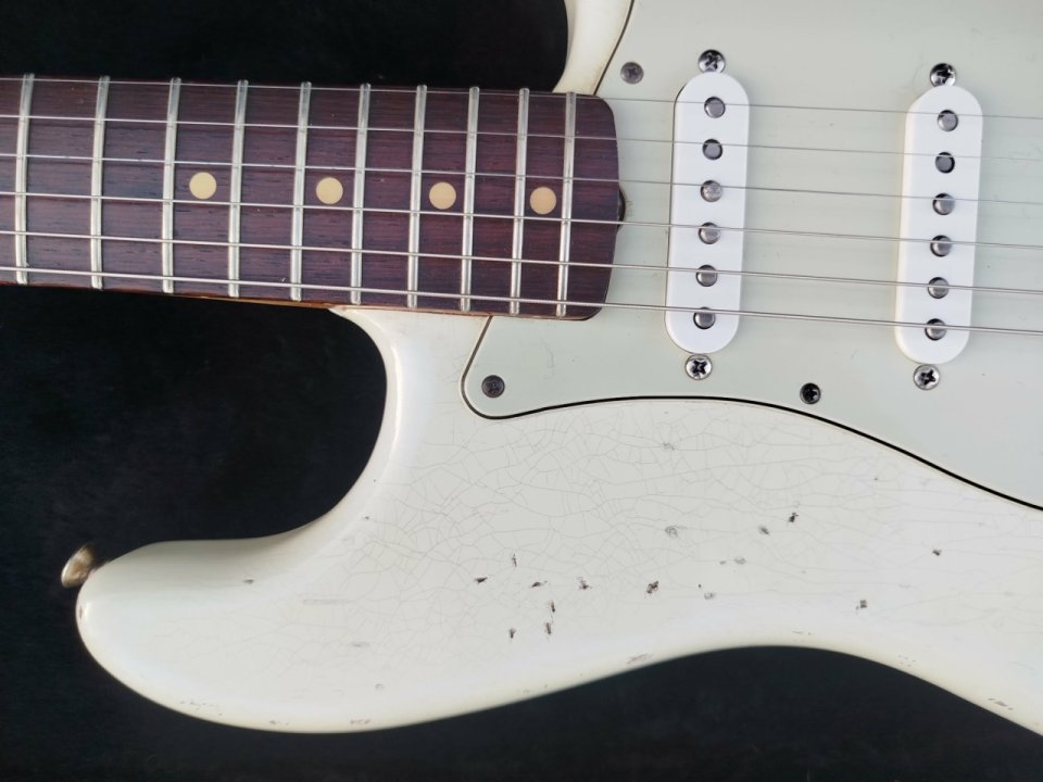 Fender Stratocaster Custom Shop John Cruz (Cunetto/Pre-Masterbuilt) de segunda mano · Foto 8 de 10 · Albacete · 4500 €