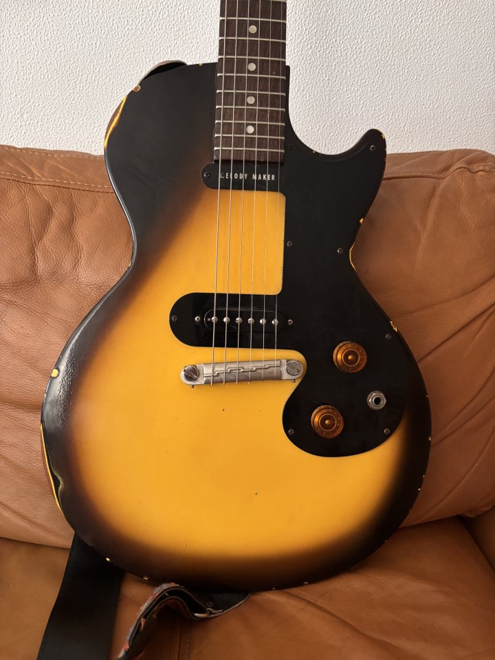 Gibson Melody Maker 2007 – Vintage Sunburst de segunda mano · Foto 1 de 10 · A Coruña · 790 €