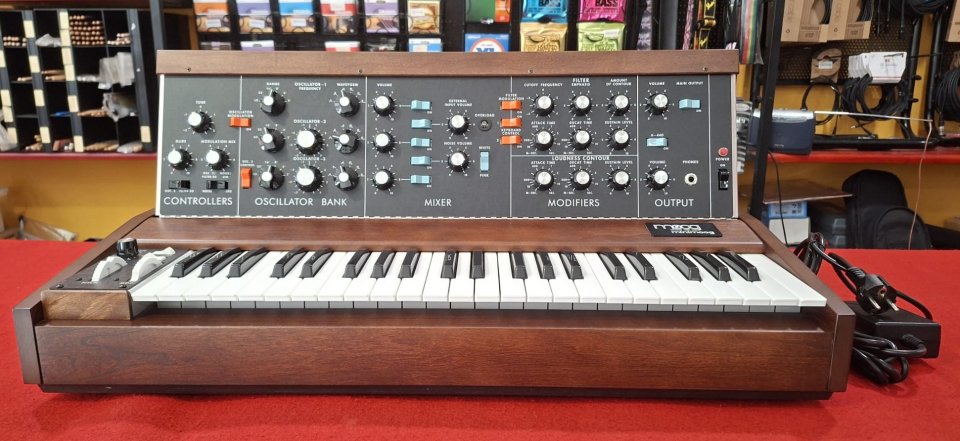 Moog Minimoog Model D reissue 2022