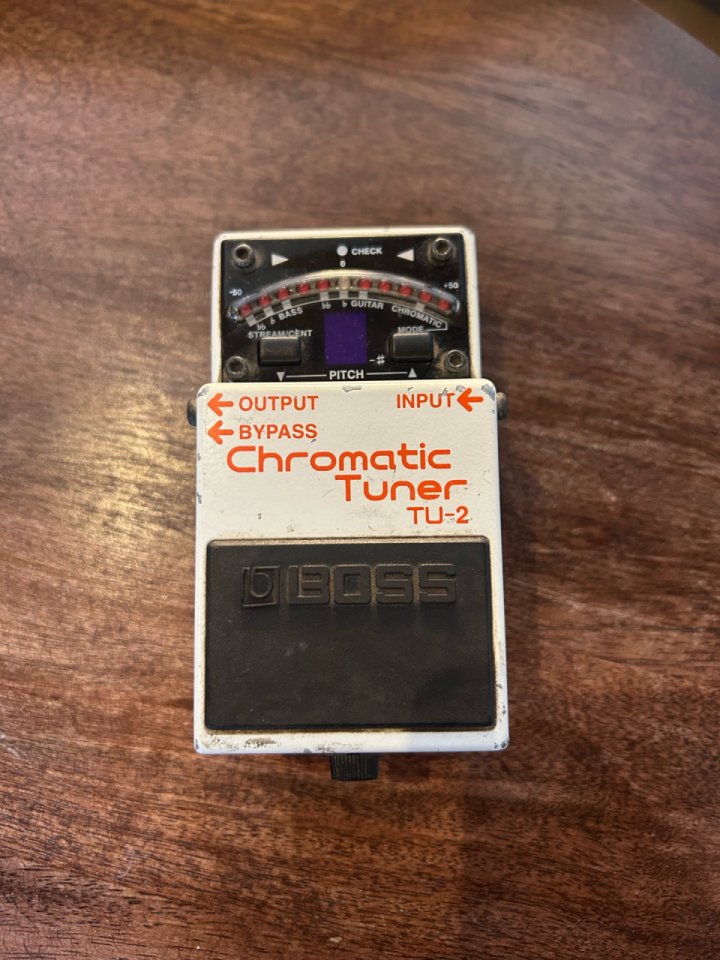 Boss TU-2 Chromatic Tuner (dark grey label)