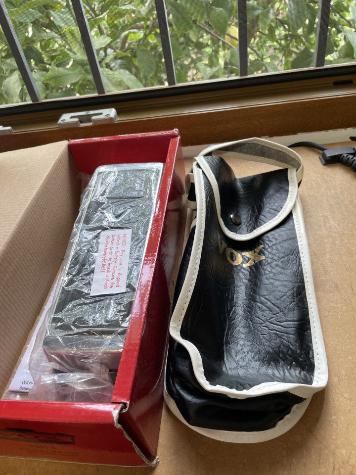 WAH WAH VOX 847-A de segunda mano · Foto 2 de 5 · Alicante · 60 €