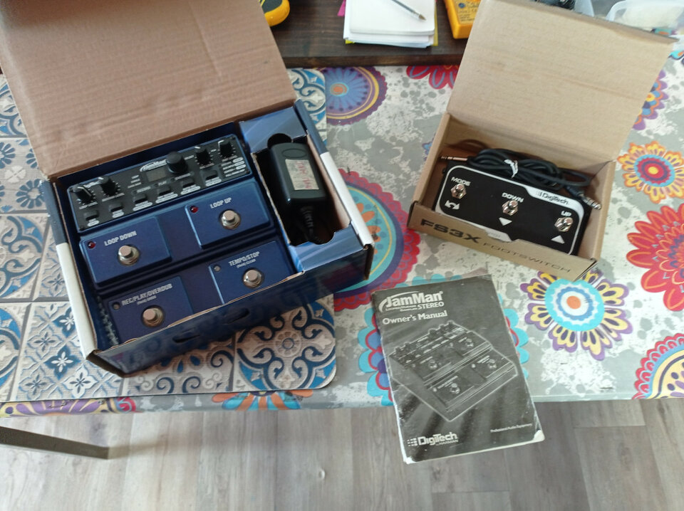 Digitech jamman stereo+footswitch