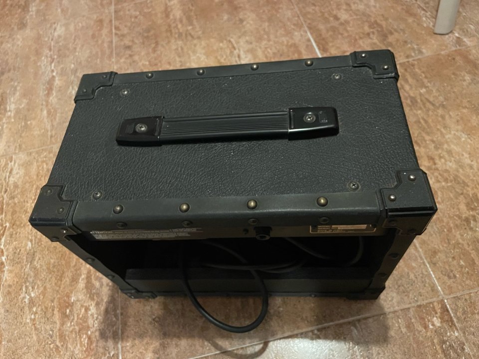 Roland Jazz Chorus JC-20