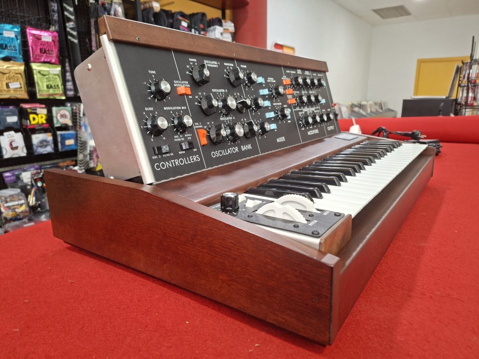 Moog Minimoog Model D reissue 2022