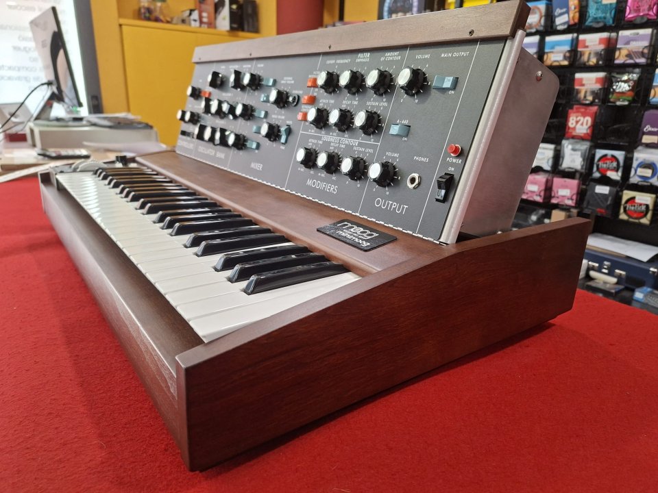 Moog Minimoog Model D reissue 2022