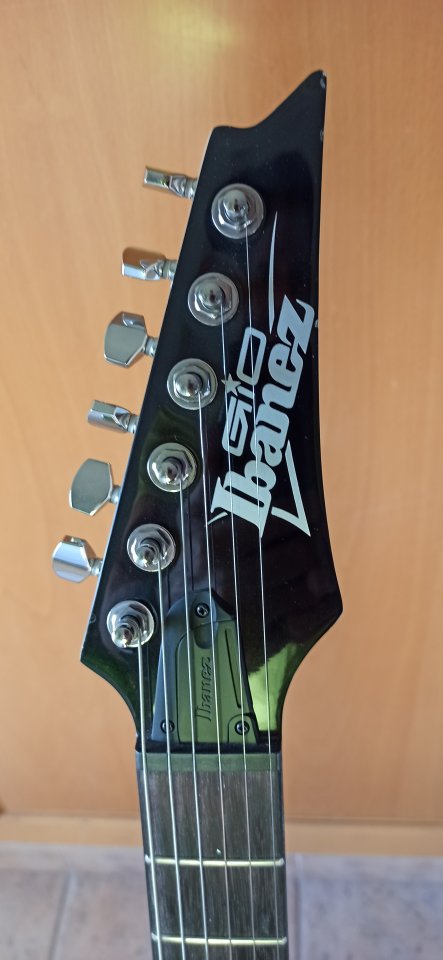 cambio Ibanez GRG 140-WH por modelo les paul de precio similar