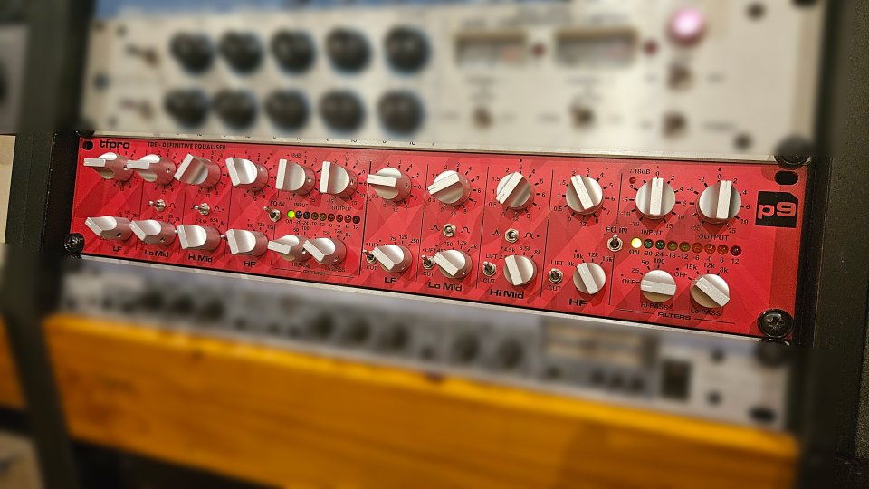 Ecualizador de Mastering TFpro P9