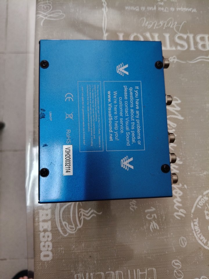 Visual Sound H2O V3 Chorus & Echo Pedal de segunda mano · Foto 5 de 5 · León · 110 €