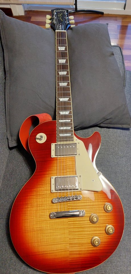Epiphone Gibson inspired 1950 standard Les Paul figured maple top