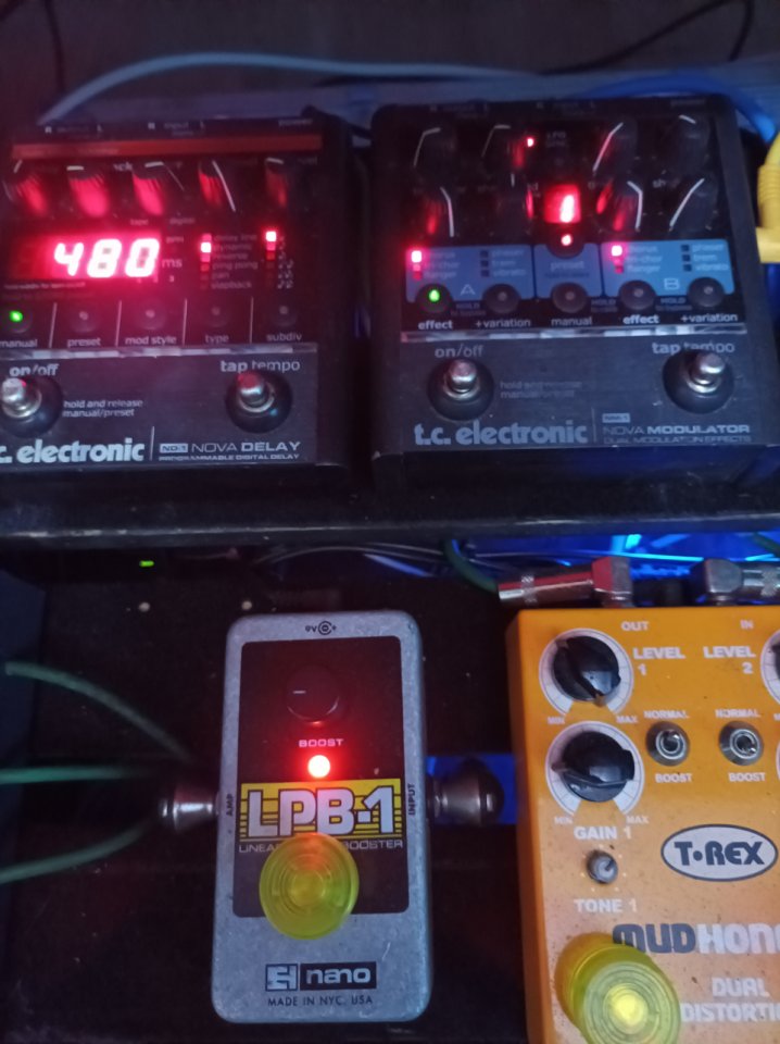 Vendo tc electronic Nova Delay y Nova Modulator