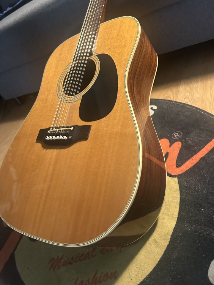 Takamine FT-400 de 12 cuerdas Vintage 1983 – Made in Japan – de segunda mano · Foto 3 de 10 · Valencia · 750 €