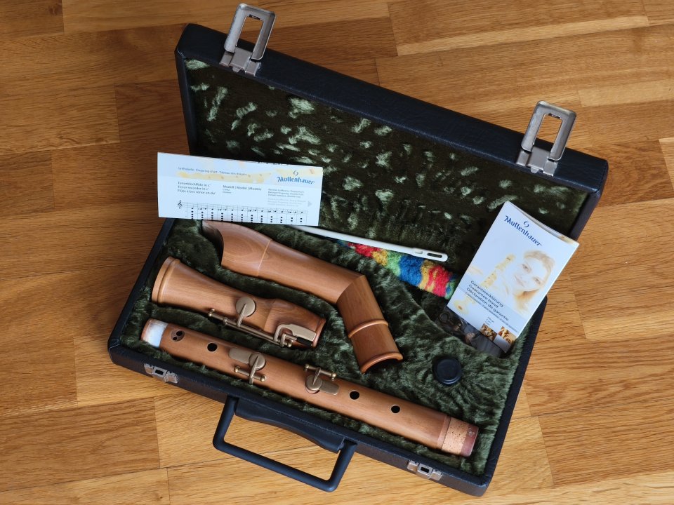 Flauta de pico Mollenhauer 2446KC Canta Comfort Tenor de segunda mano · Foto 1 de 5 · Barcelona · 925 €