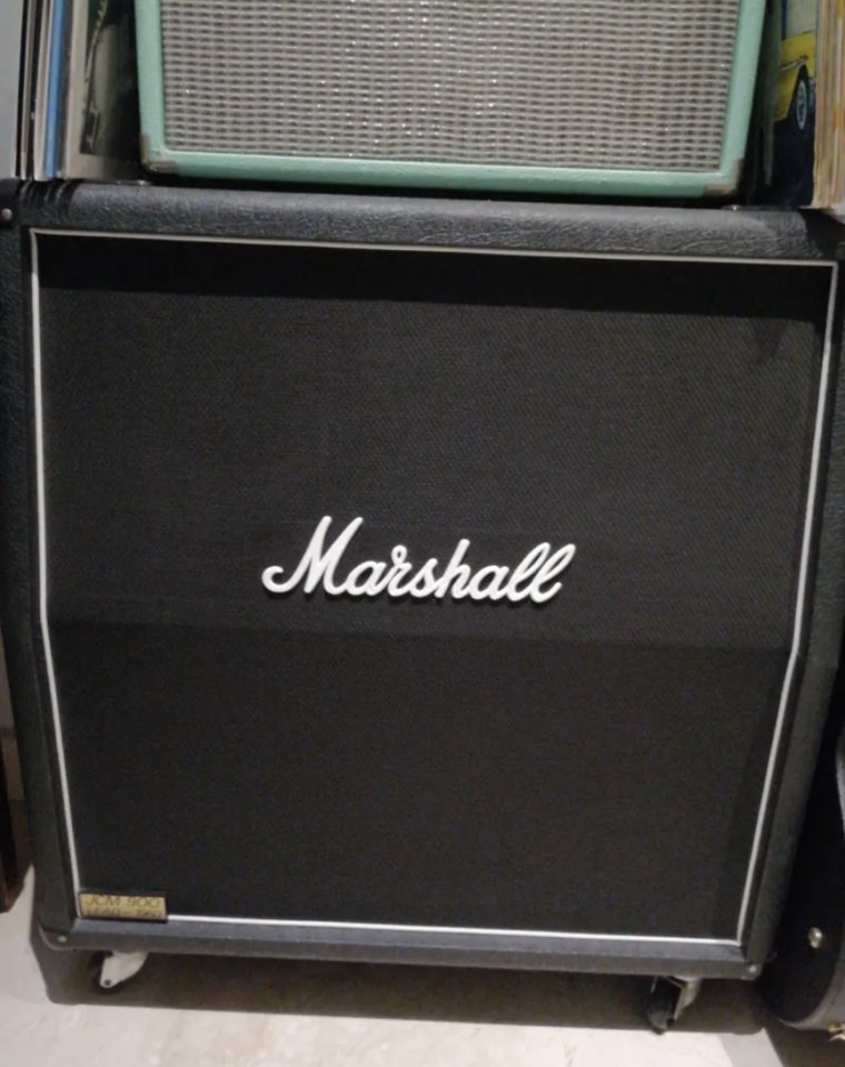 Pantalla Marshall 4x12 JCM900 1960