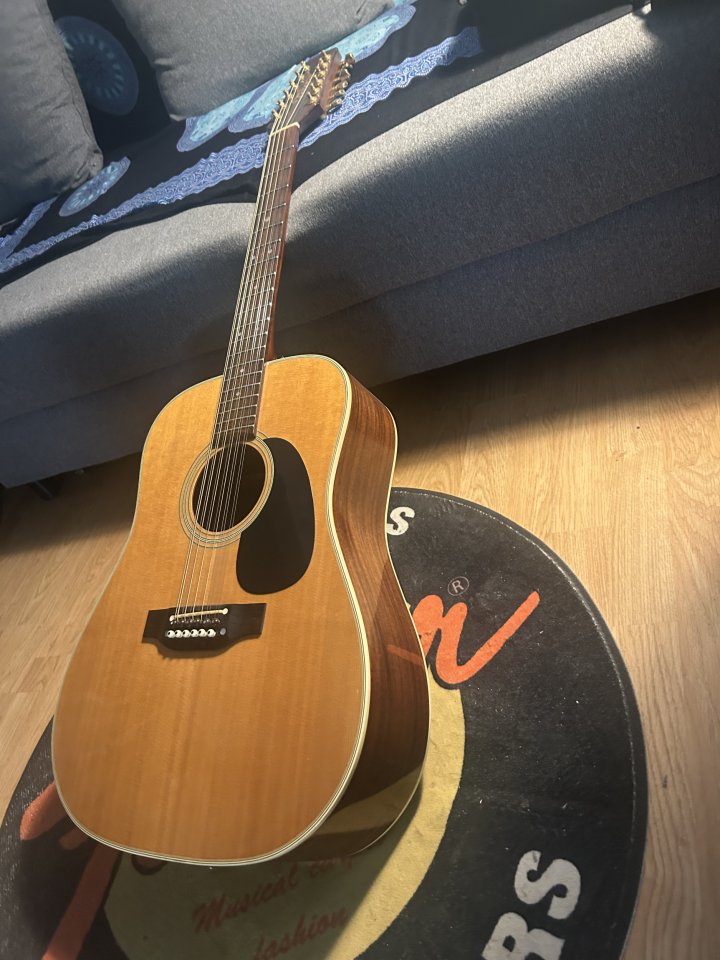 Takamine FT-400 de 12 cuerdas Vintage 1983 – Made in Japan – de segunda mano · Foto 6 de 10 · Valencia · 750 €