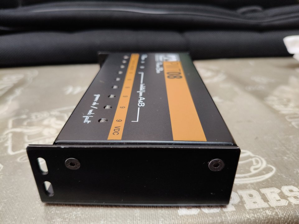 Palmer PWT08 Power Bar 9VDC de segunda mano · Foto 3 de 7 · León · 85 €
