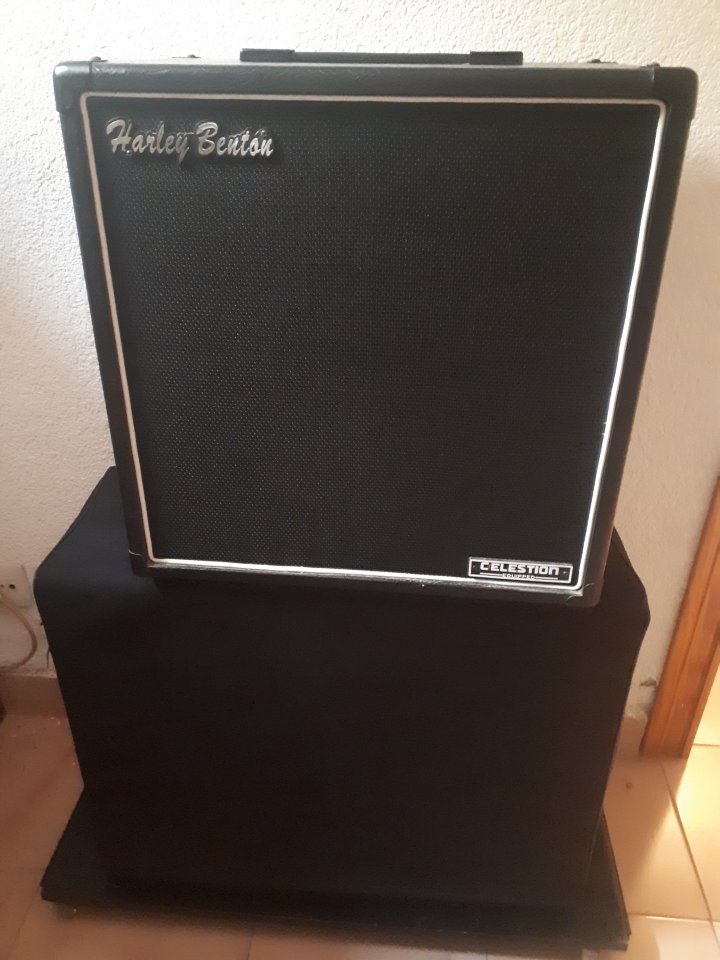 Harley Benton G112 Celestion V30 de segunda mano · Foto 3 de 10 · Valencia · 100 €