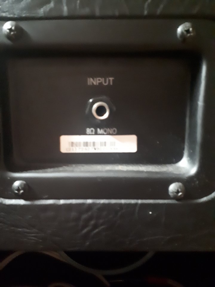 Harley Benton G112 Celestion V30 de segunda mano · Foto 5 de 10 · Valencia · 100 €