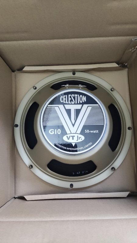 Celestion V type jr 50w 16ohms ( nuevo ) de segunda mano · Foto 1 de 5 · Barcelona · 40 €