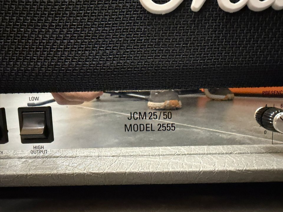 Cabezal Marshall 2555X Silver Jubilee de segunda mano · Foto 4 de 5 · Valencia · 1000 €