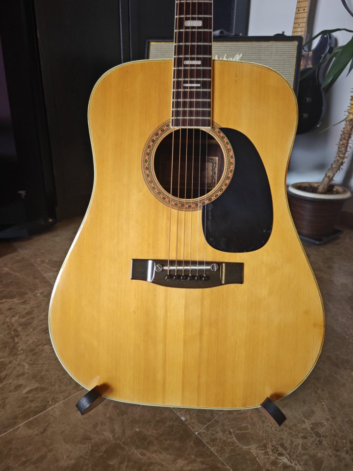 Guitarra Vintage Japonesa K. Suzuki '76 impecable Tapa Sólida, Pastilla K&K de segunda mano · Foto 1 de 10 · Málaga · 650 €