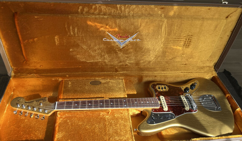 Jaguar 66 Custom Shop