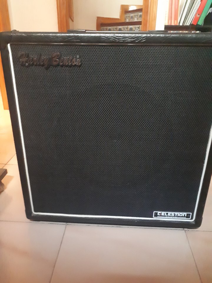 Harley Benton G112 Celestion V30 de segunda mano · Foto 2 de 10 · Valencia · 100 €