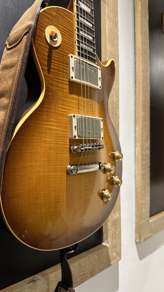 Cambio Gibson Les Paul Traditional Plus 2010 Honey Burst (Relic y Mejorada)