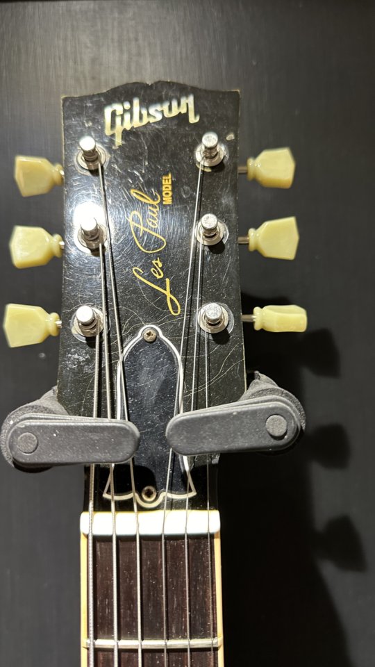 Cambio Gibson Les Paul Traditional Plus 2010 Honey Burst (Relic y Mejorada)