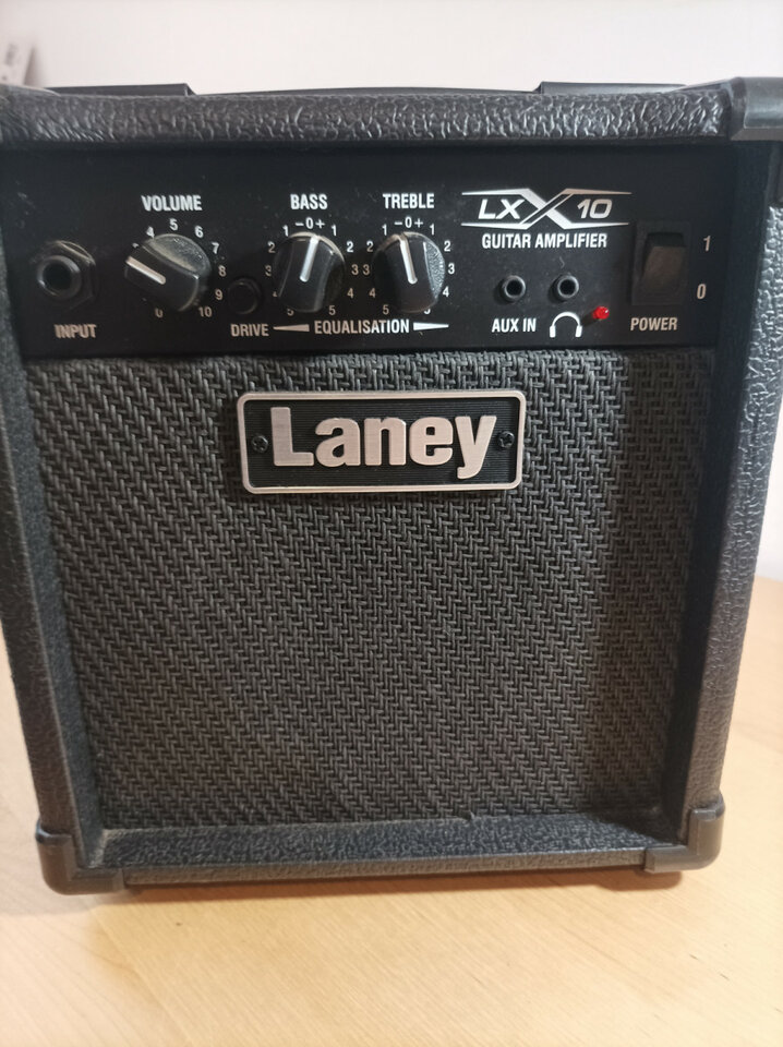 Laney lx 10