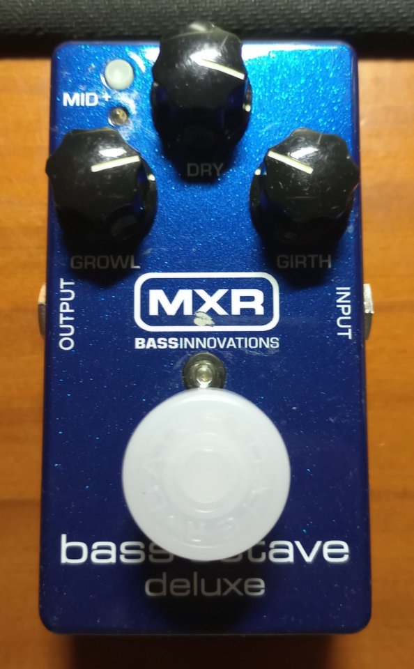MXR Bass Octave Deluxe M288 de segunda mano · Foto 1 de 5 · Asturias · 110 €