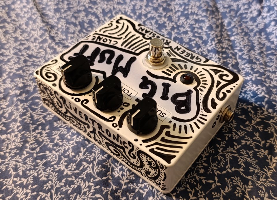 Pedal Rivertronic Big Muff Clone Green Russian de segunda mano · Foto 2 de 4 · Palencia · 30 €