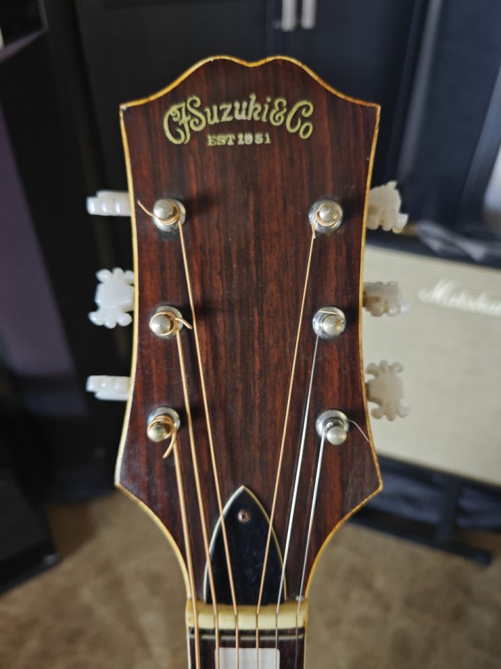 Guitarra Vintage Japonesa K. Suzuki '76 impecable Tapa Sólida, Pastilla K&K de segunda mano · Foto 5 de 10 · Málaga · 650 €