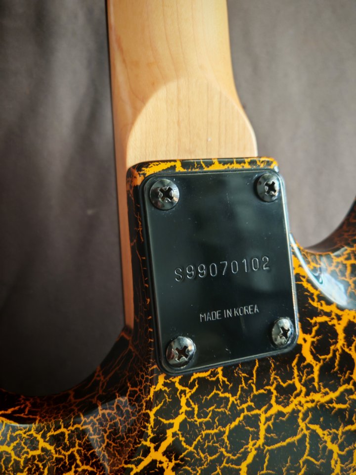 Kramer Superstrat crackle Naranja/Negro 90s