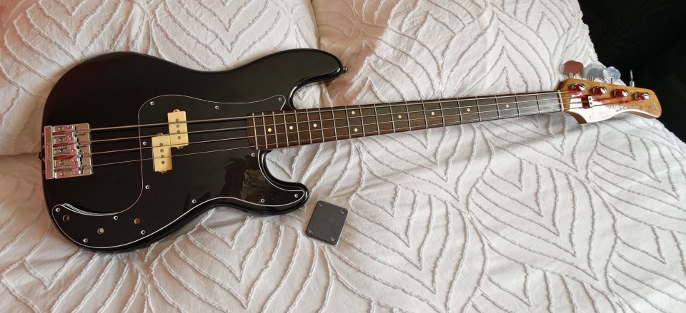 Fender Sire Precision P5R Black bass de segunda mano · Foto 4 de 10 · Lugo · 499 €