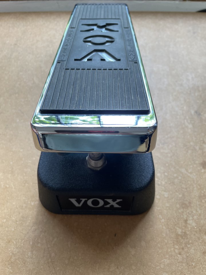 WAH WAH VOX 847-A de segunda mano · Foto 5 de 5 · Alicante · 60 €