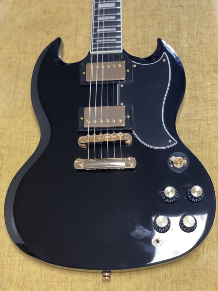 Epiphone SG Custom Ebony de segunda mano · Foto 2 de 4 · Madrid · 560 €