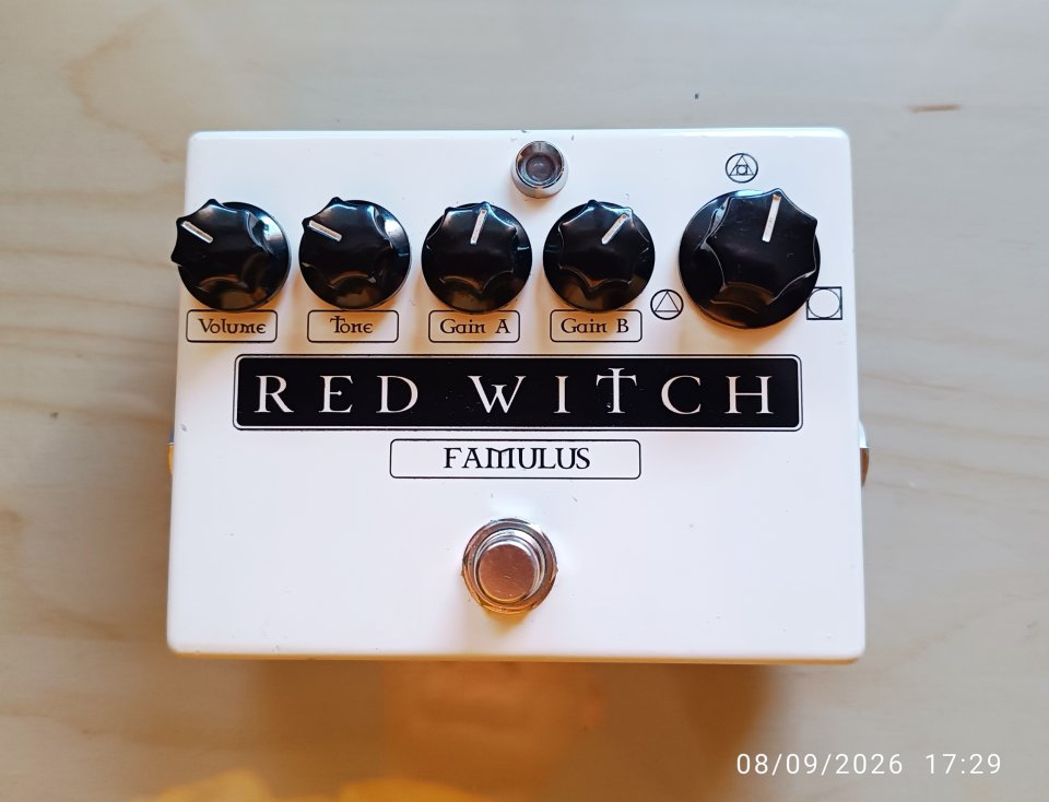 Red Witch Famulus overdrive / distorsión de segunda mano · Foto 1 de 7 · Madrid · 100 €
