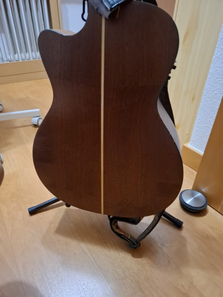 Guitarra acústica Lakewood de segunda mano · Foto 4 de 8 · Madrid · 1800 €